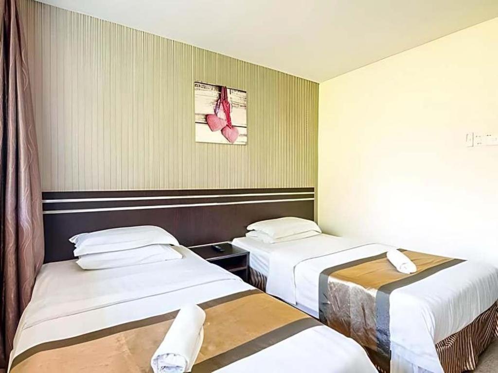 Goldenhill Hotel Kota Kinabalu Bagian luar foto