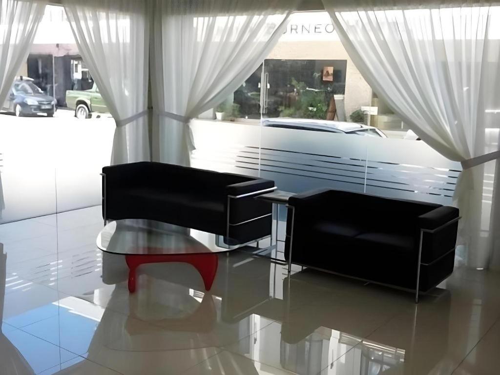 Goldenhill Hotel Kota Kinabalu Bagian luar foto