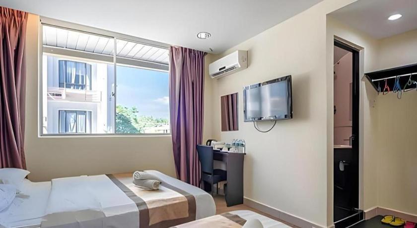 Goldenhill Hotel Kota Kinabalu Bagian luar foto