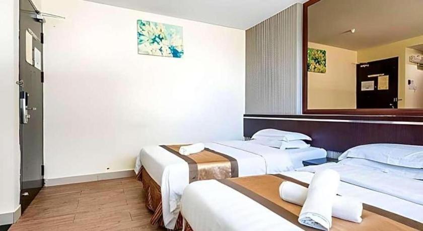 Goldenhill Hotel Kota Kinabalu Bagian luar foto