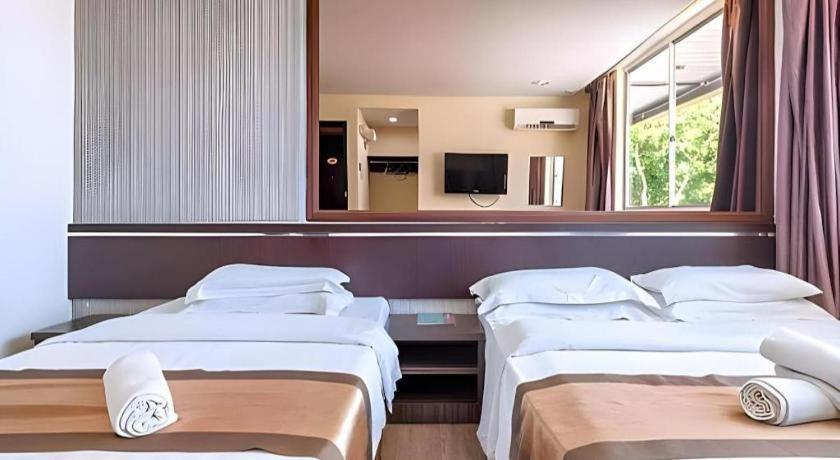 Goldenhill Hotel Kota Kinabalu Bagian luar foto