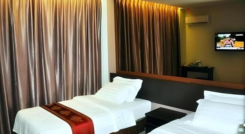 Goldenhill Hotel Kota Kinabalu Bagian luar foto